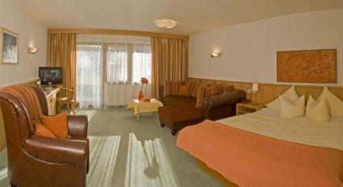 Eagles Astoria Hotel Innsbruck Room photo